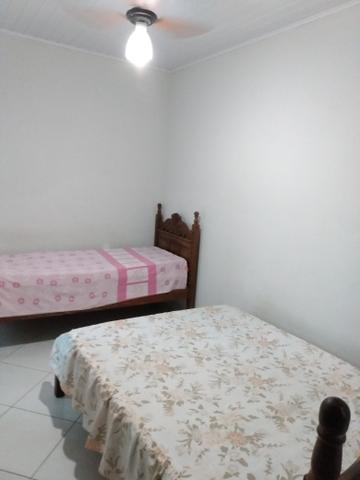 Alugam-se apartamentos em Piúma ,boa localização (perto da praia e da feira do sol) - Foto 2