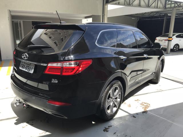 Vendo Hyundai Grande Santa Fé - Foto 2