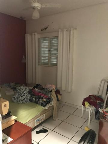 Casa com churrasqueira,cozinha planejada em terreno de 200m2 - Foto 3