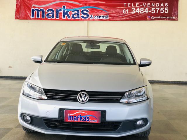 VW - Jetta Confortline - Foto 2