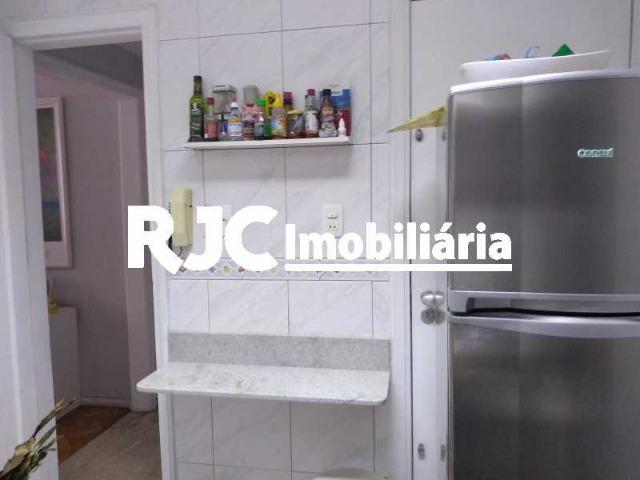 Excelente Localização ! Colado ao Largo da Segunda feira 2 Quartos 97 Metros - Foto 9