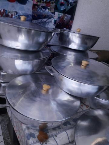 Tacho grande de aluminio batido 15 lts
