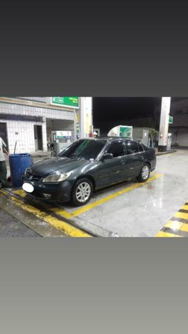 Civic 2004