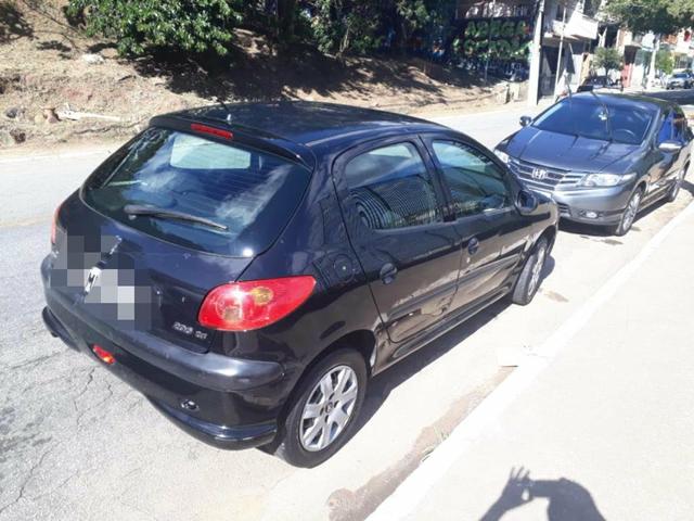 Peugeot 206 1.4 presence 8v - Foto 4