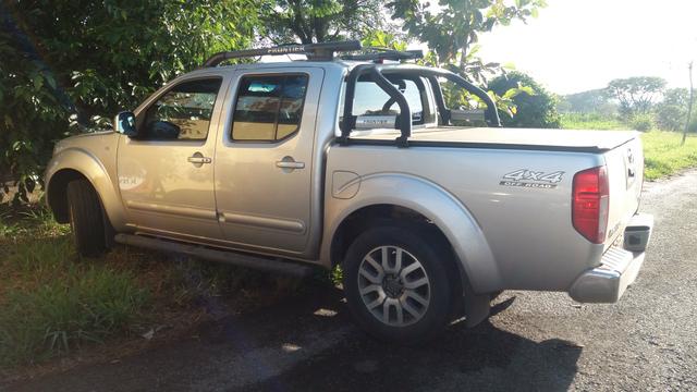 Frontier 4x4 automática 190 cv couro - Foto 8