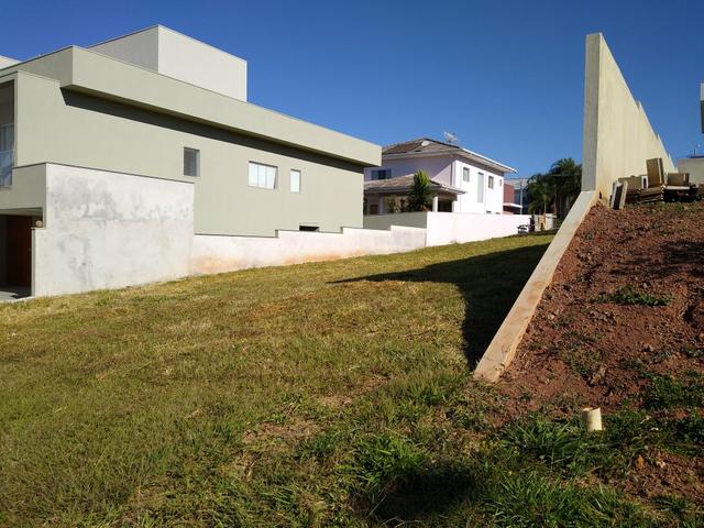 VENDE _Se LOTE em Condomínio fechado - Foto 6