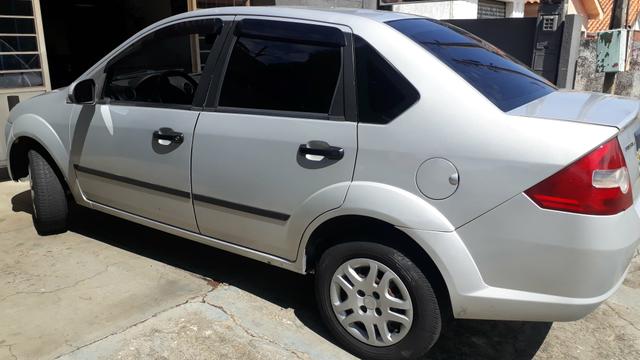 Fiesta Sedan 2007 - Foto 2