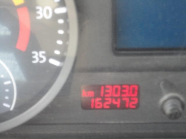 Caminhao guincho plataforma de 07mts,volkswagem-10.160,motor:cummis - Foto 18