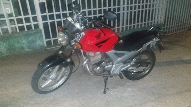 MOTO TWISTER 2008 5MIL