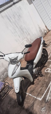 VENDO MOTO BIZ