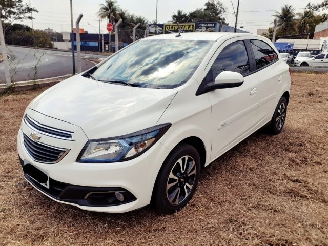 CHEVROLET ONIX 2015 1.4 MPFI LTZ 8V FLEX 4P AUTOMÁTICO