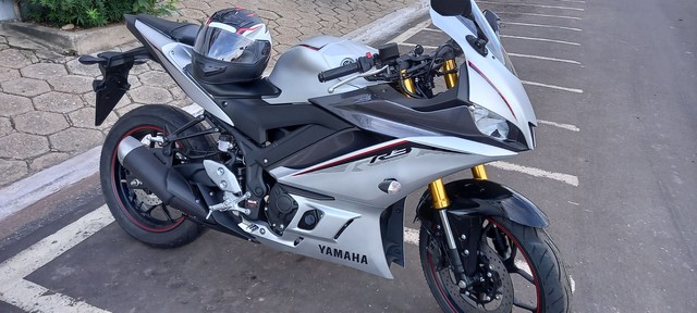 YAMAHA R3 321