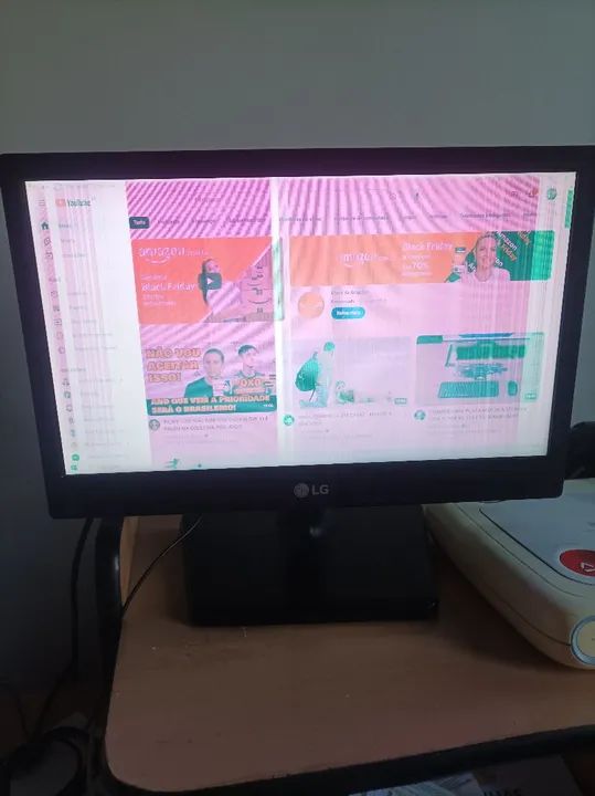 Monitor LG com defeito 