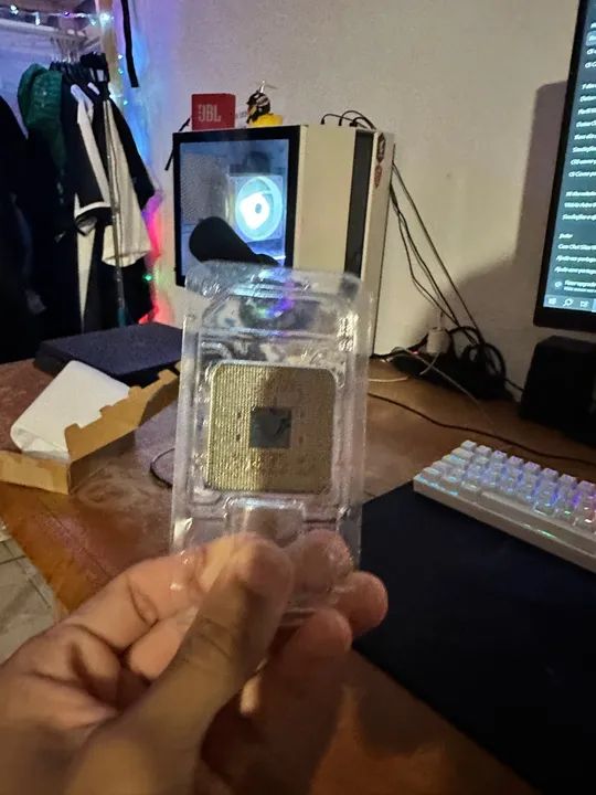 Ryzen 7 2700 - Foto 4