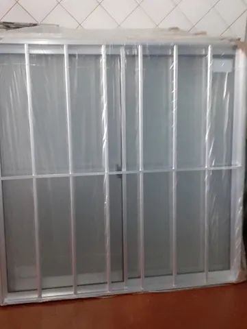 Janela de alumínio natural com grade 1x1m  ( 332,00 ) - Foto 3