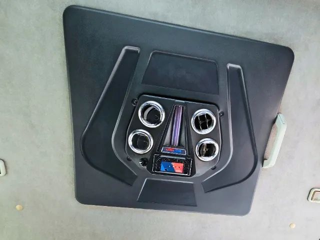 VW 15190 4x2 com Carroceria grade baixa. Muito Conservado. - Foto 13