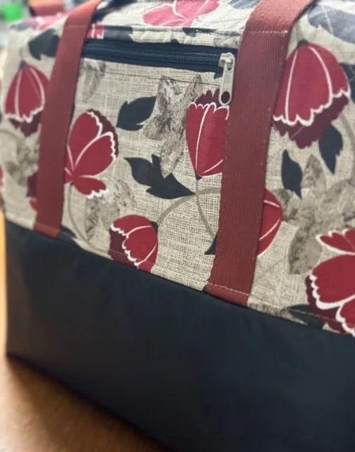 Bolsa Grande de Ombro Floral Bordô - Foto 3
