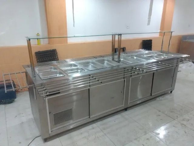 Buffet em aço inox, com corre prato.!!!!