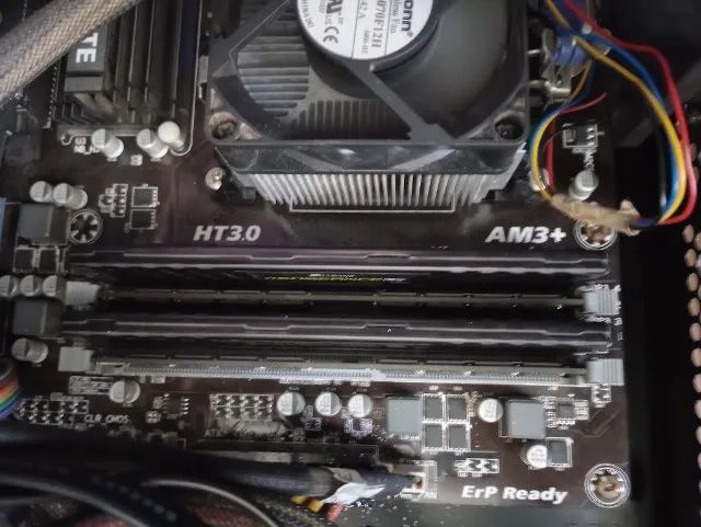 Memórias Ram ddr 3 Corsair e Kingston (4 gb cada) - Foto 2