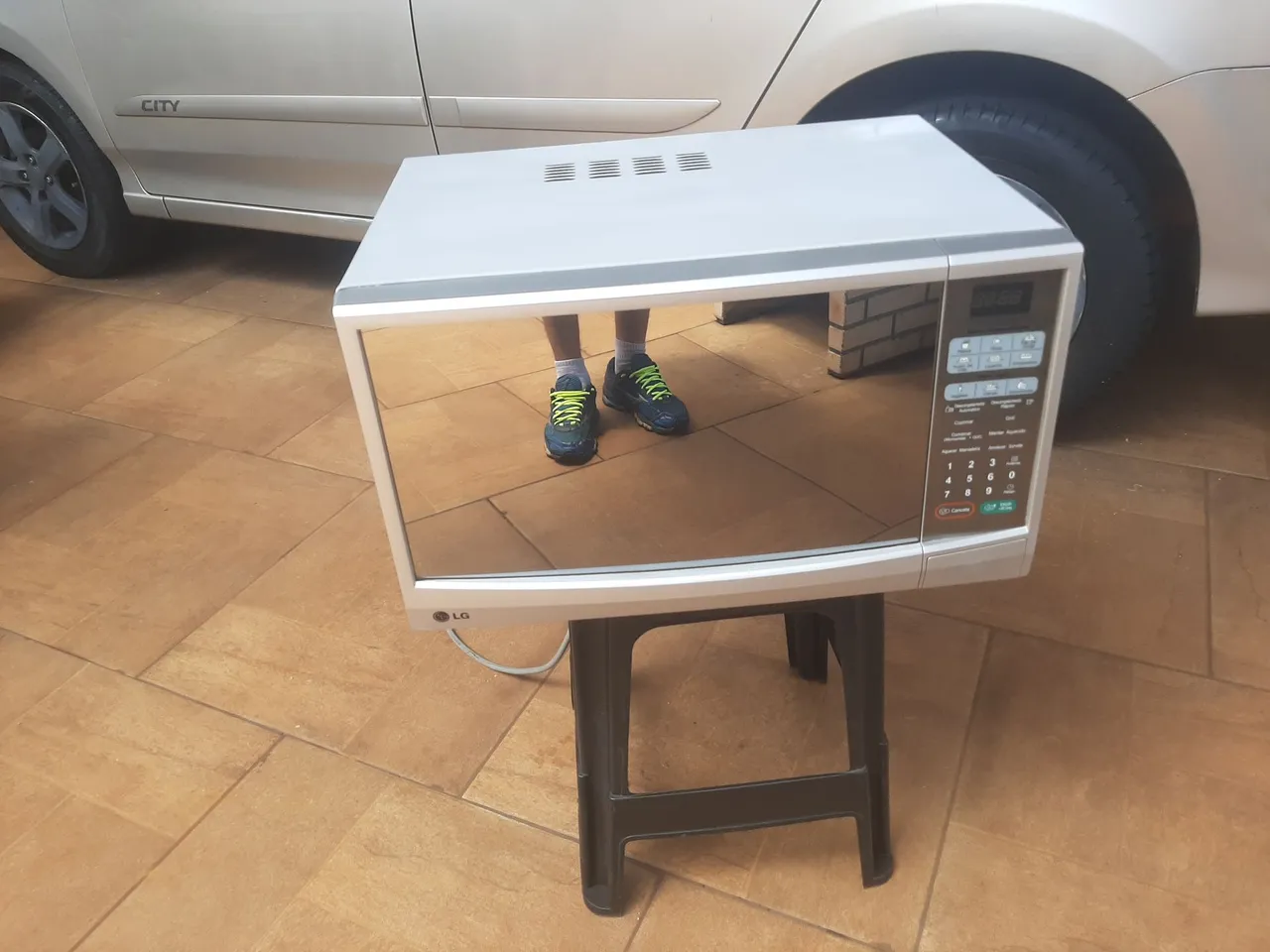 Micro-ondas lg 30 litros com gril 220 volts