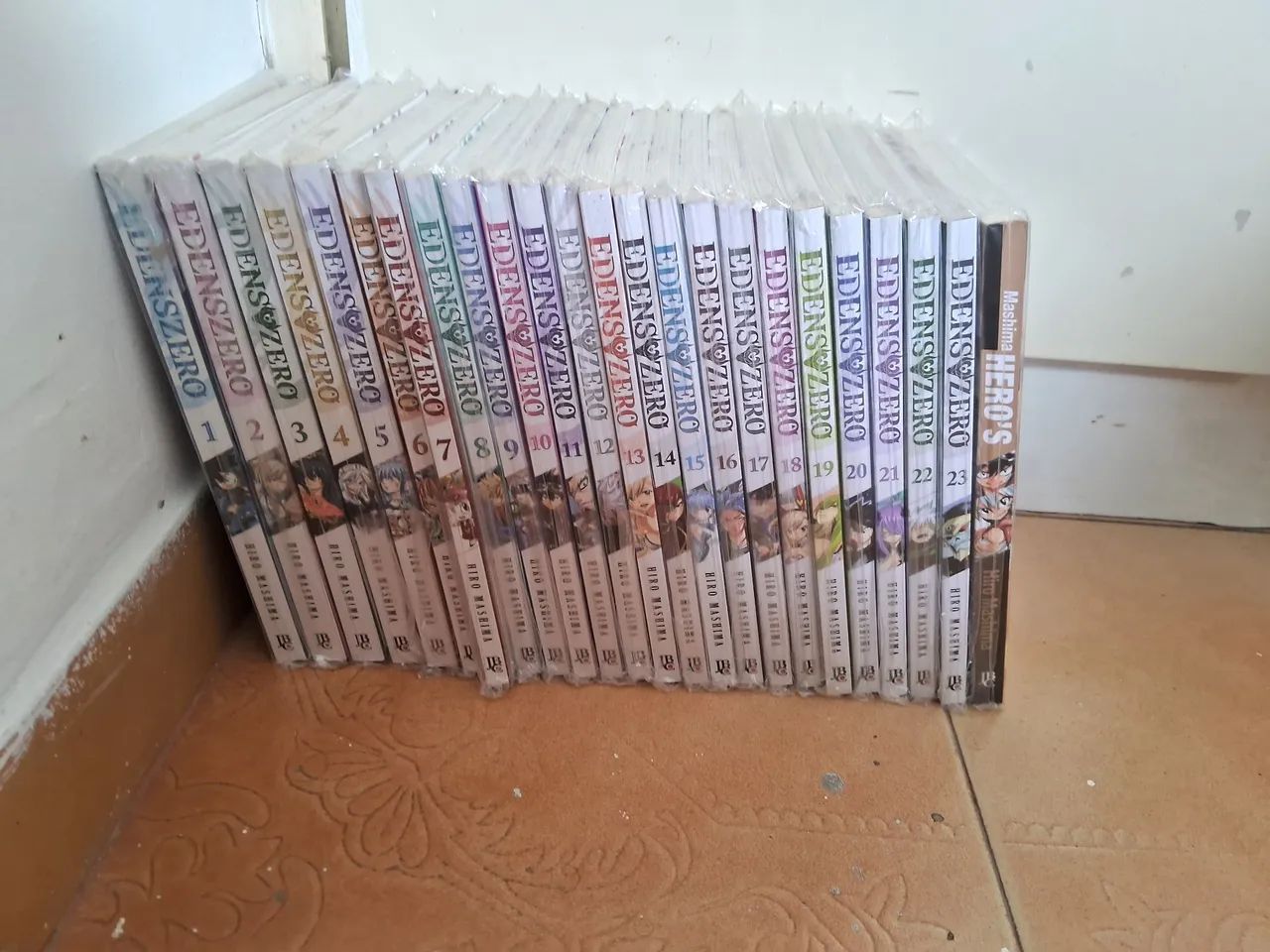 Coleção de mangás Edens Zero 1 ao 23 + Mashima Heros