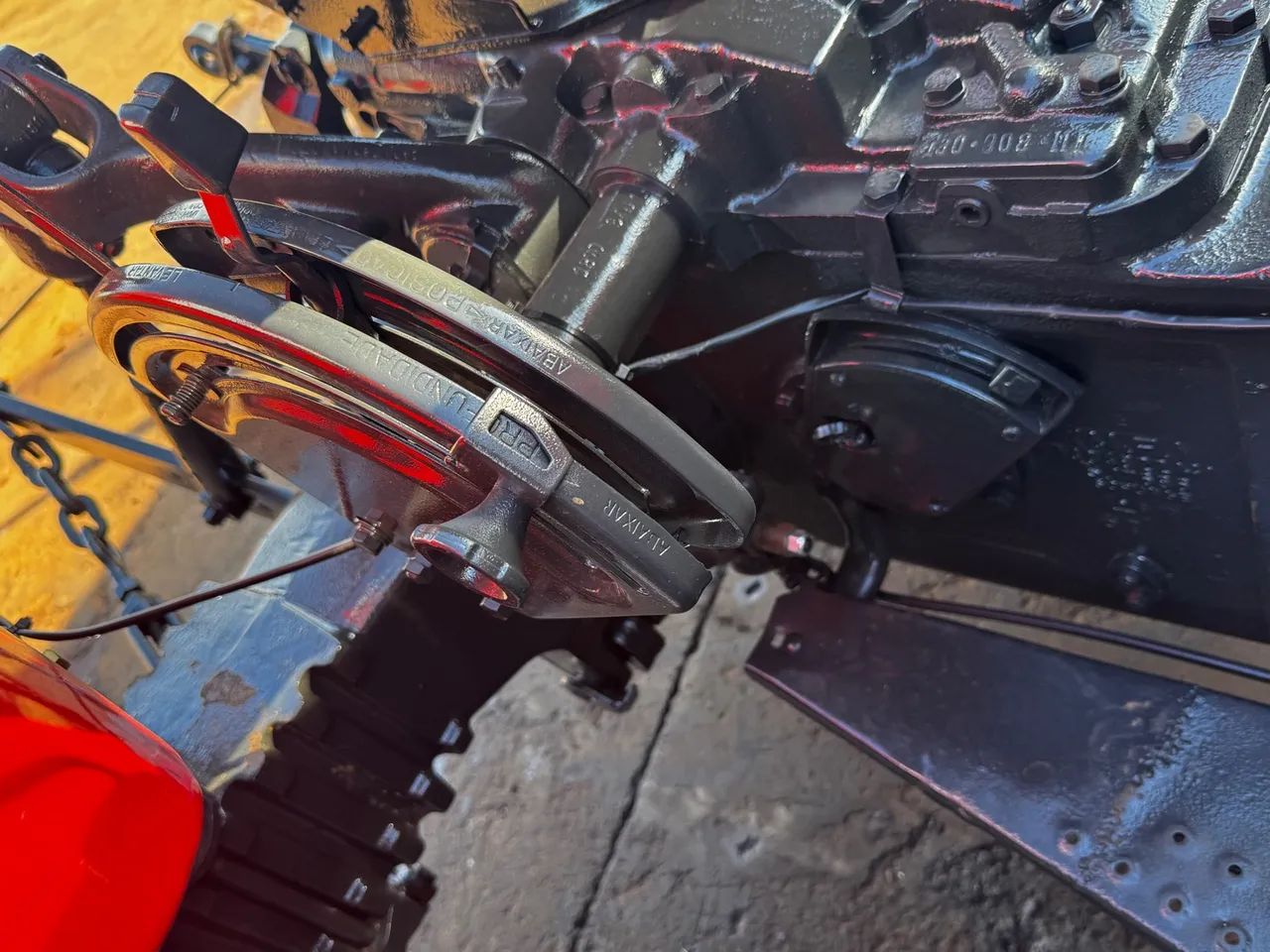 Trator Massey Ferguson 65X ano 1975 4 Marcha HD Moderno - Foto 2