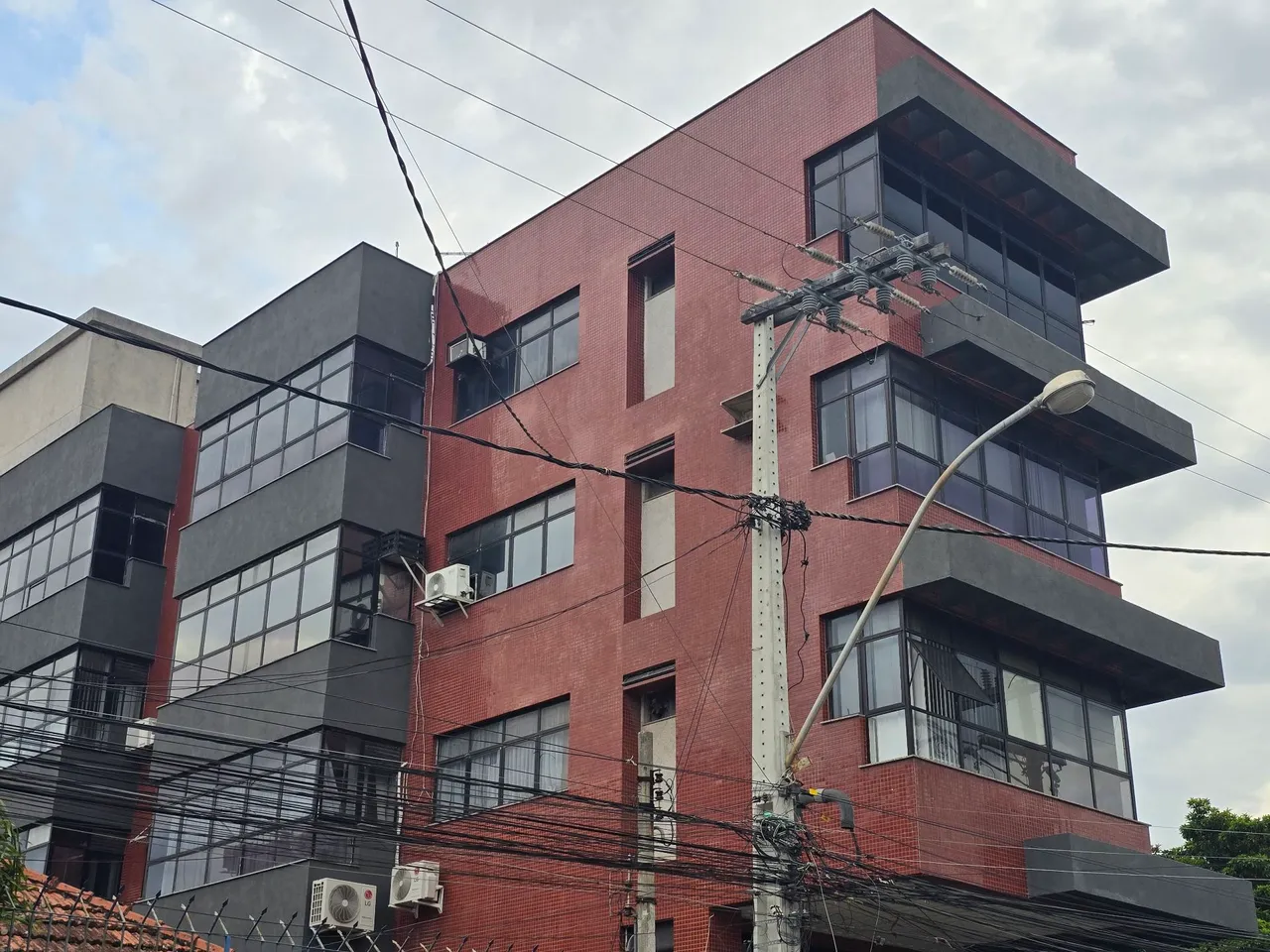 Conjunto de Salas - Centro de Cabo Frio - Prédio Comercial