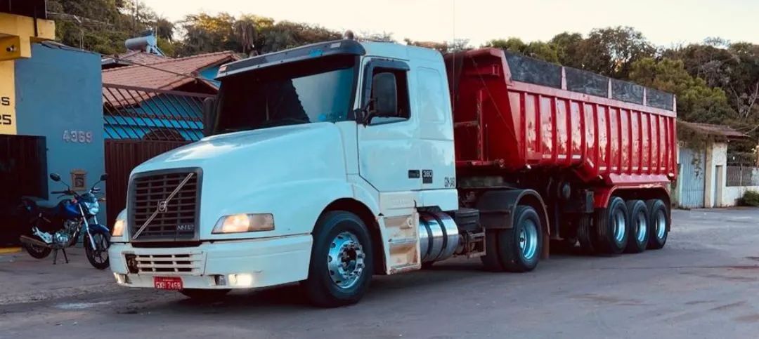 VOLVO NH 2001/01 4X2  - Foto 3