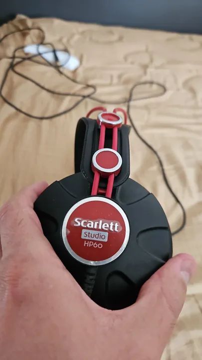 Focusrite Scarlett 2a geração  - Foto 5