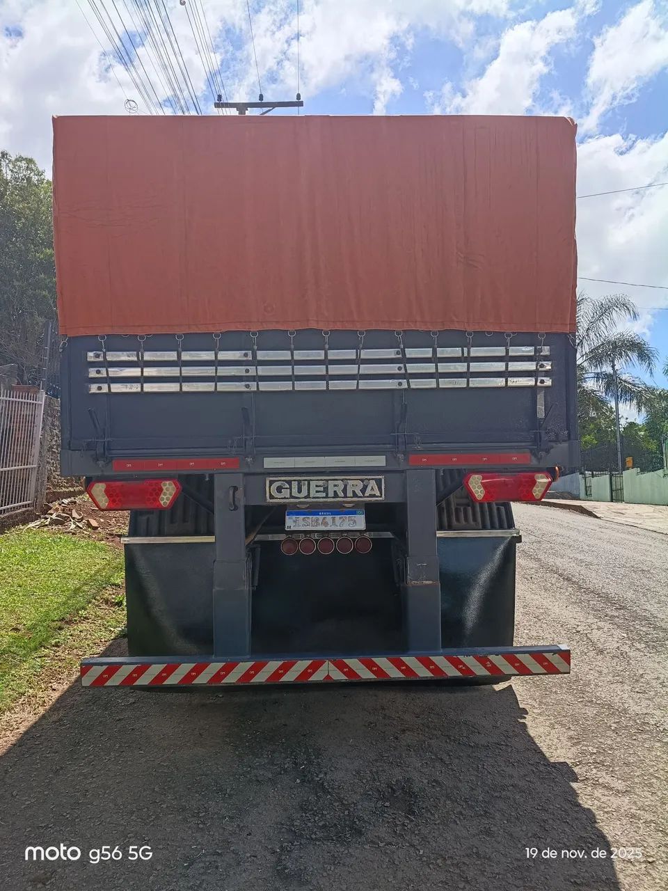 Carreta graneleira LS guerra ano 2011 com pneus e geladeira  - Foto 5