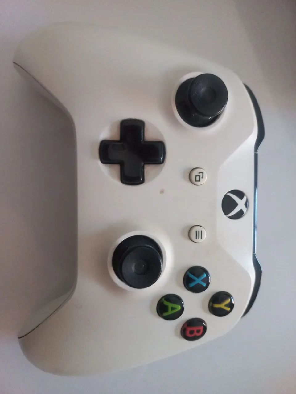 XBOX ONE COM SSD +HD 1TB64290075864578123