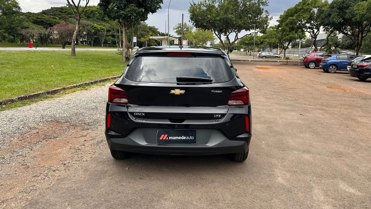 GM ONIX LTZ AT 1.0 Turbo  2021/2022 67.818 Km  - Foto 3