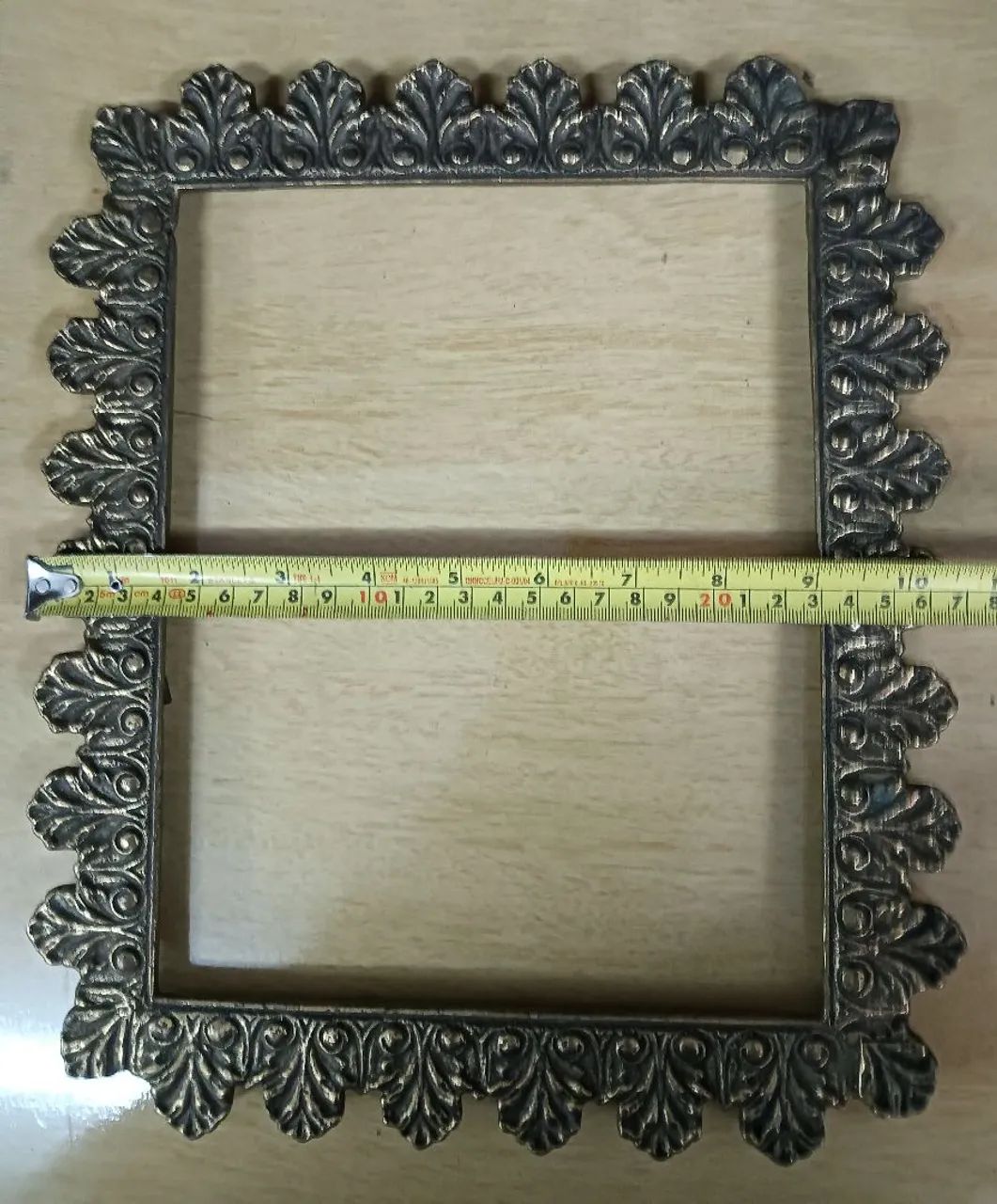 Moldura em Bronze 0.31 x 0,26cm * Anos 70 * Vintage  - Foto 5