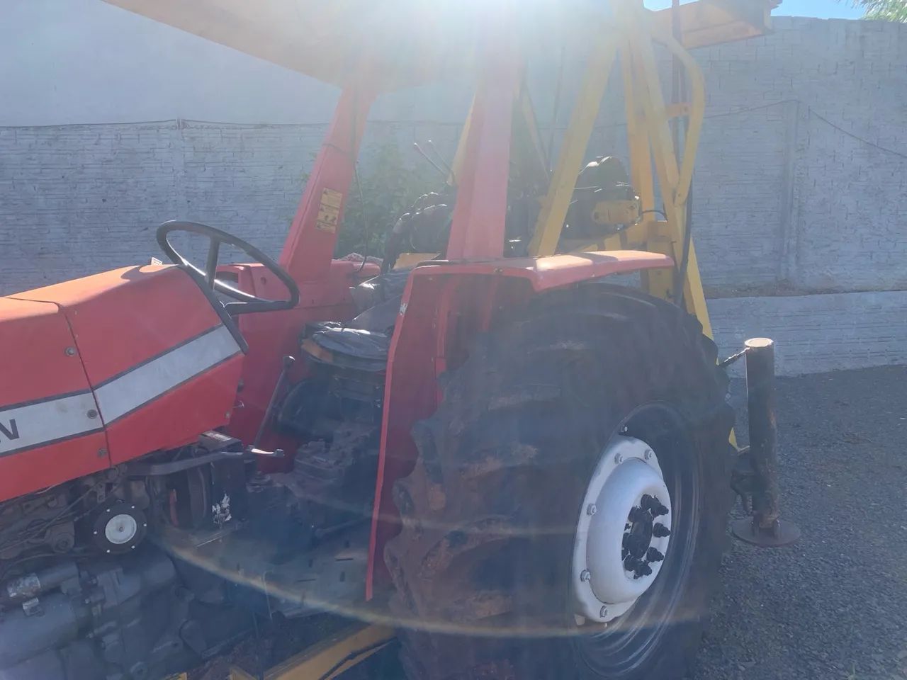 Trator Perfuratriz Massey Ferguson 275 - Foto 3