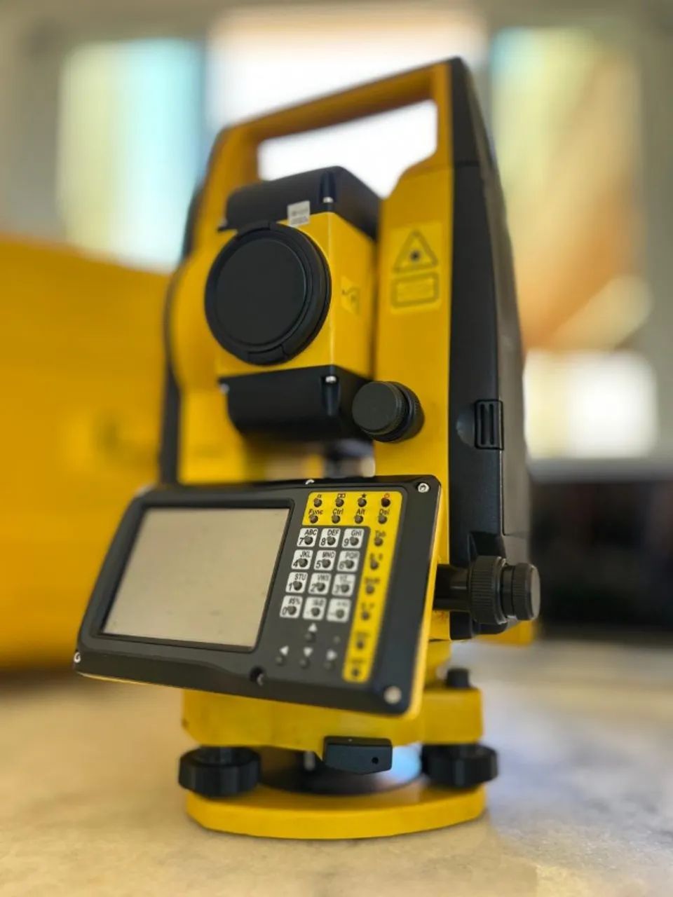 Estação Total Geodetic - Foto 3