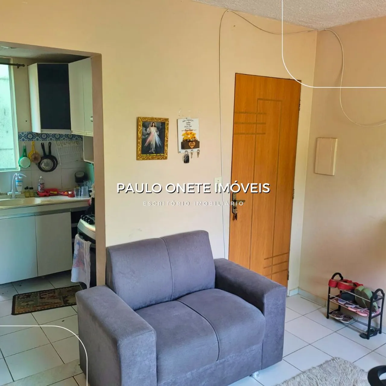 VENDE-SE APARTAMENTO DE 2 QUARTOS NO CONDOMÍNIO ALPINIA