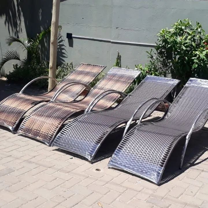 ESPREGUIÇADEIRA FIXA - ENTREGA GRÁTIS (300$ unidade)