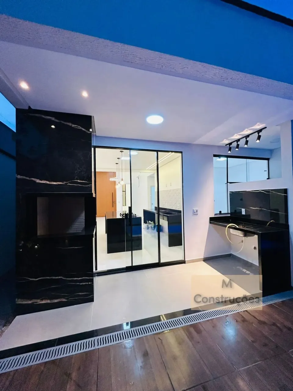 Casa Vila Suíça | 3qrts| Piscina 123m2 | Financia