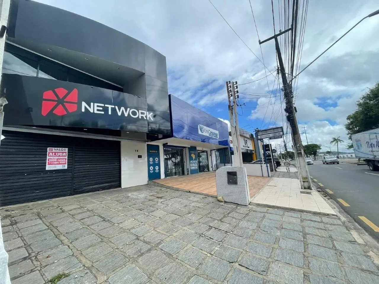 Ponto Comercial em avenida de grande fluxo com mega estrutura São José Aracaju-SE