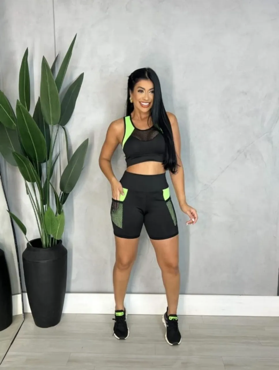 Conjunto de treino feminino.