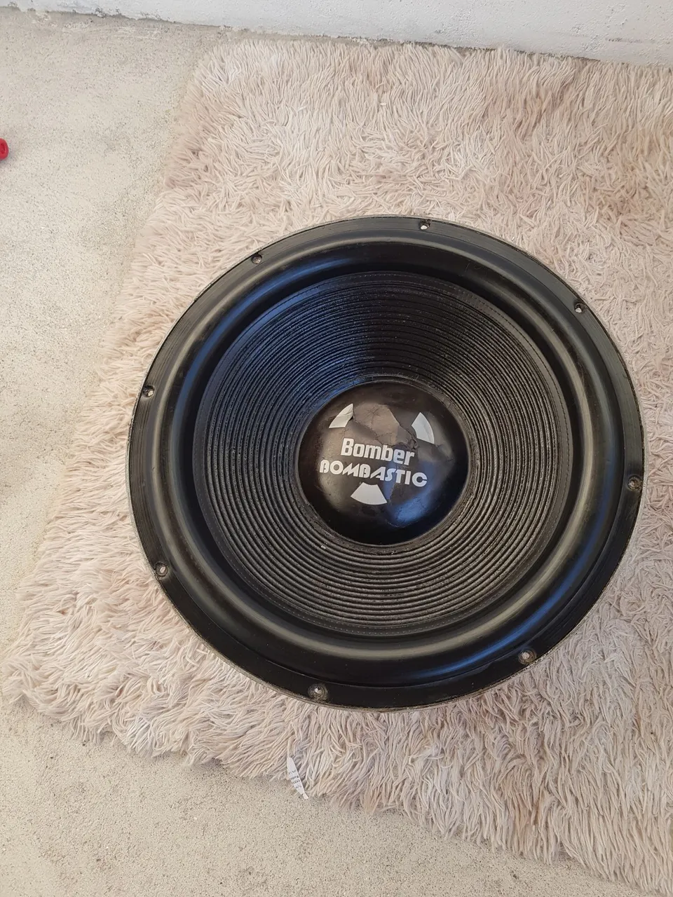 Subwoofer Bomber Bombastic 1500 rms