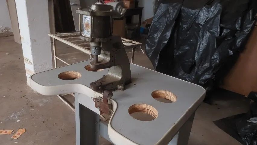 Máquina pneumática botão rebite industrial 