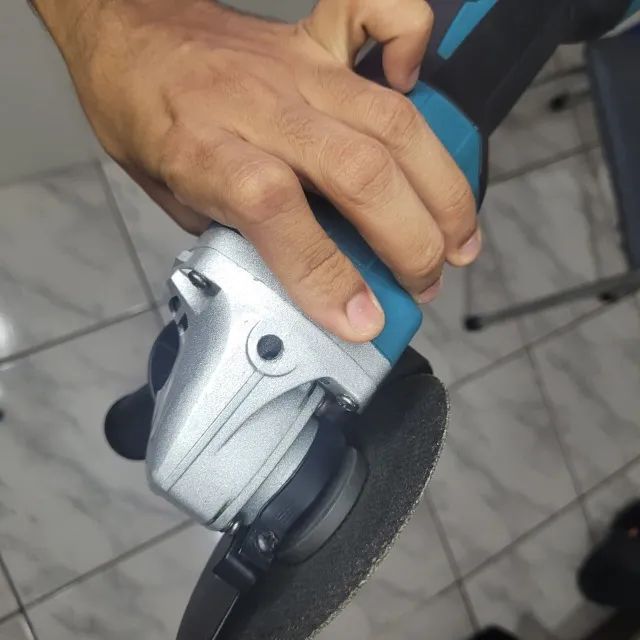 DEFEITO Esmerilhadora e lixadeira 20v (SEM BATERIA) LER DESCRIÇÃO 64295991296515122