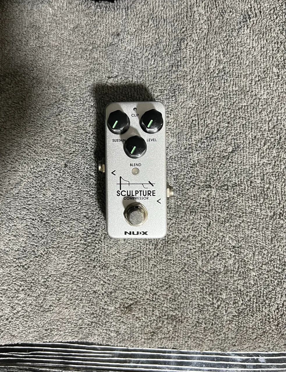 Pedal Compressor Nux Sculpture