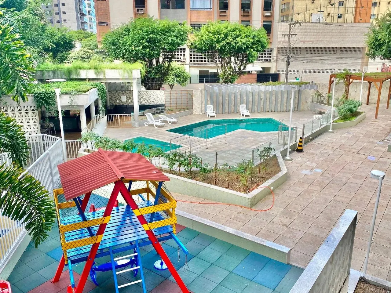 Imóvel para aluguel tem 150 metros quadrados com 3 quartos em Praia da Costa - Vila Velha