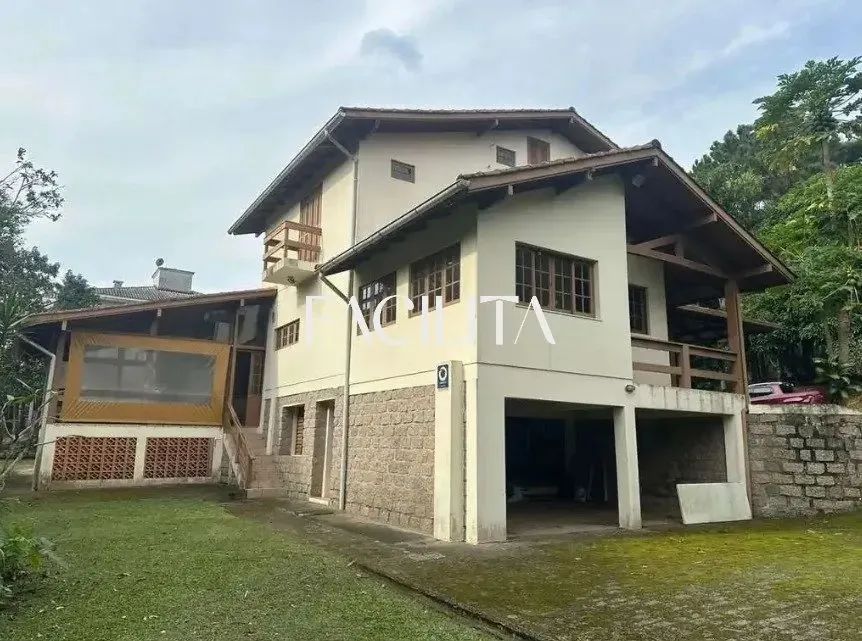 Casa com 3 quartos no bairro Santo Antônio de Lisboa, Florianópolis.
