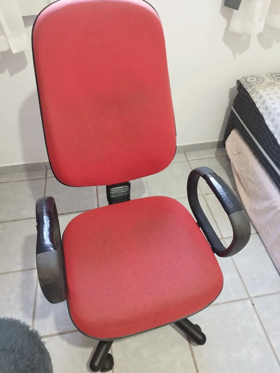 Cadeira confortável com Rodinhas