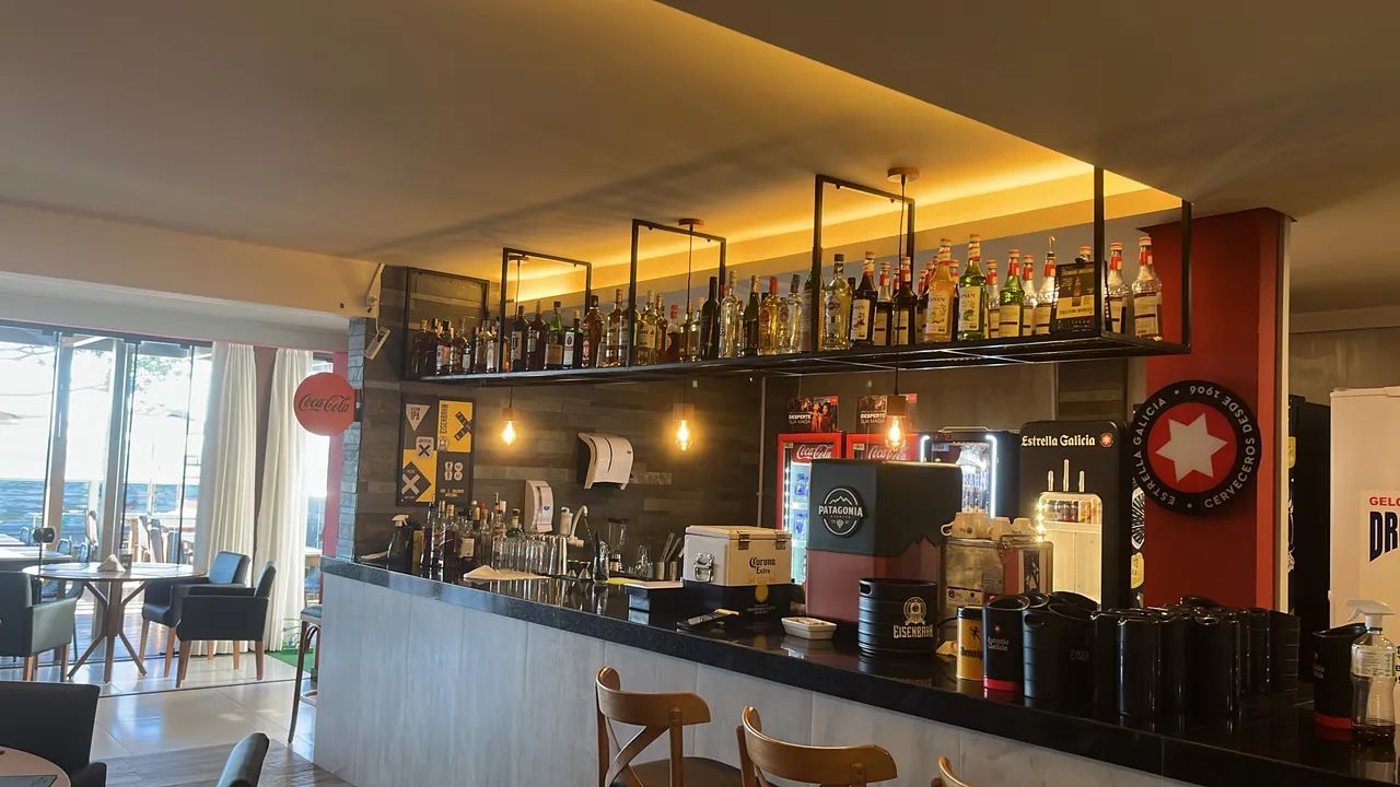 Restaurante em rota gastronômica em frente a Lagoa da Conceição Florianópolis SC - Foto 3