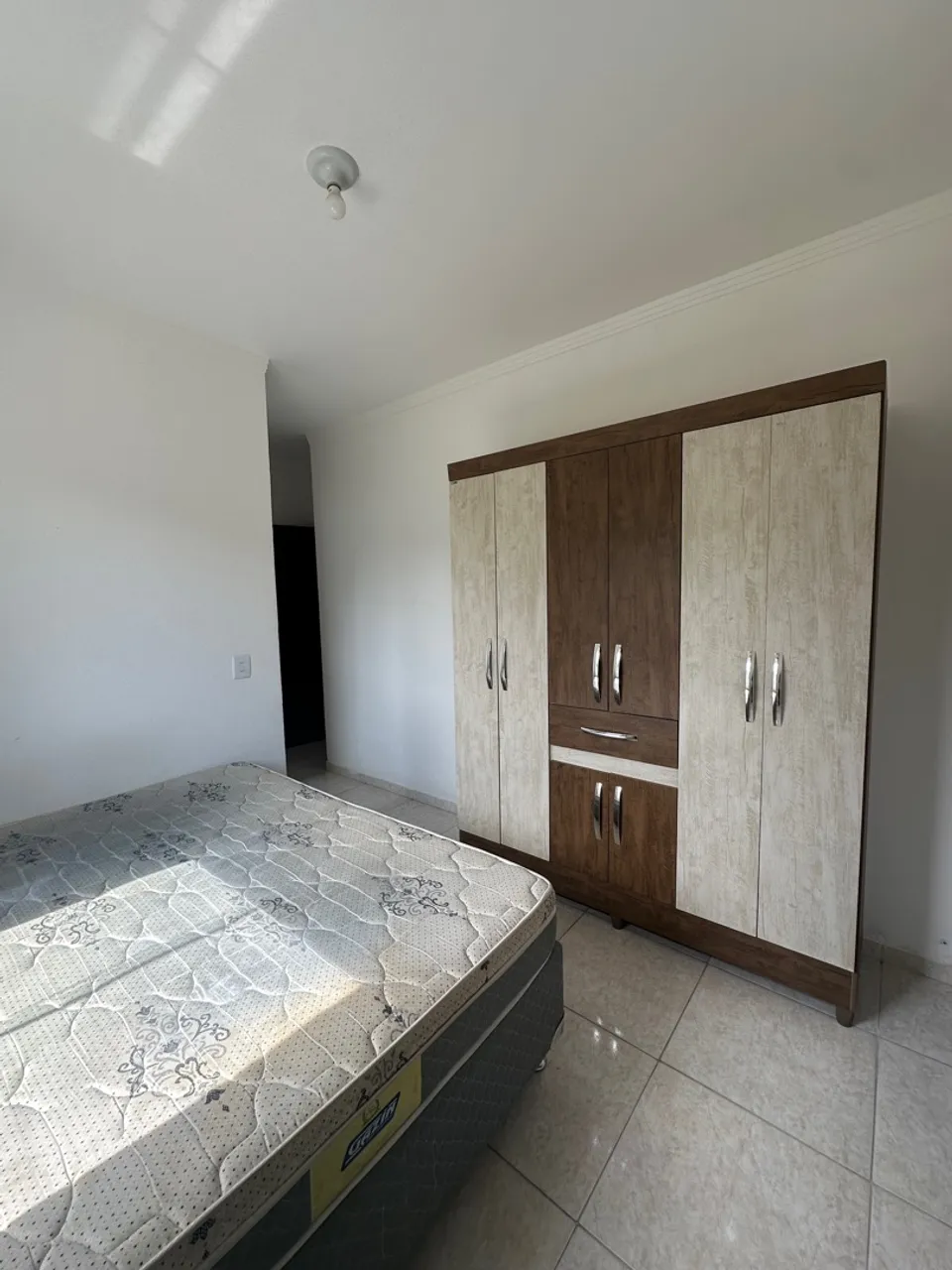 Aluguei de Quarto - Ingleses