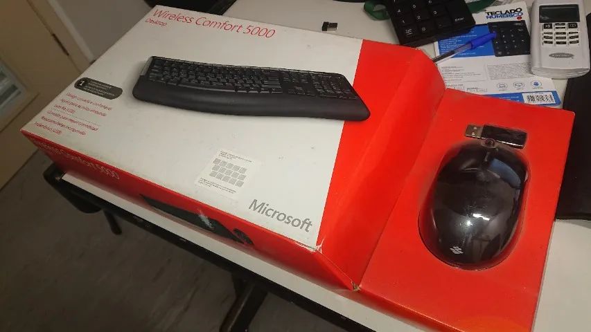 Teclado Microsoft Confort 5000